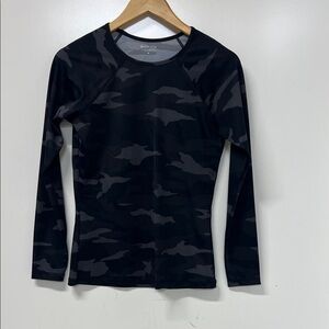Athleta Camo Long Sleeve Top, Black and Gray, Medium, Nylon and Spandex, Stretch